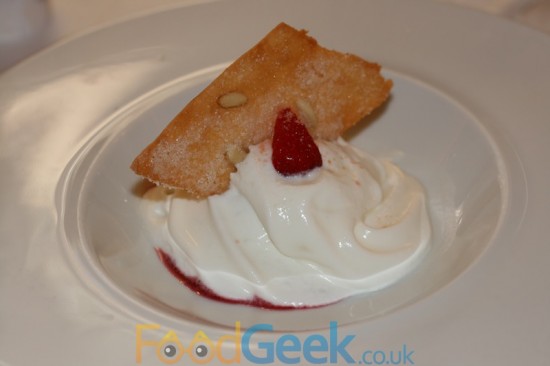 Yogurt Mousse with Red Berrries