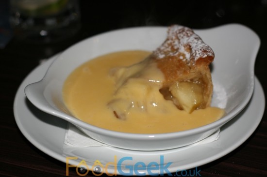Apple Pie & Custard