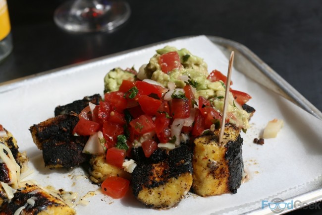 Platano y Queso & Guac