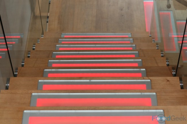 Ziya, Stairs