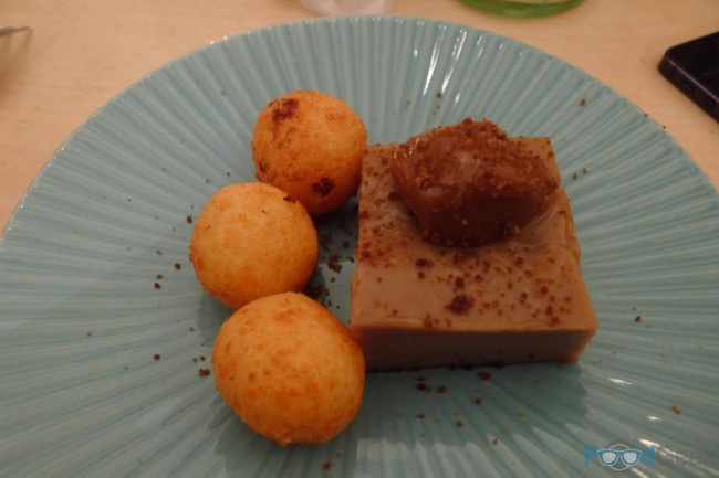 Buñuelos con Natillas