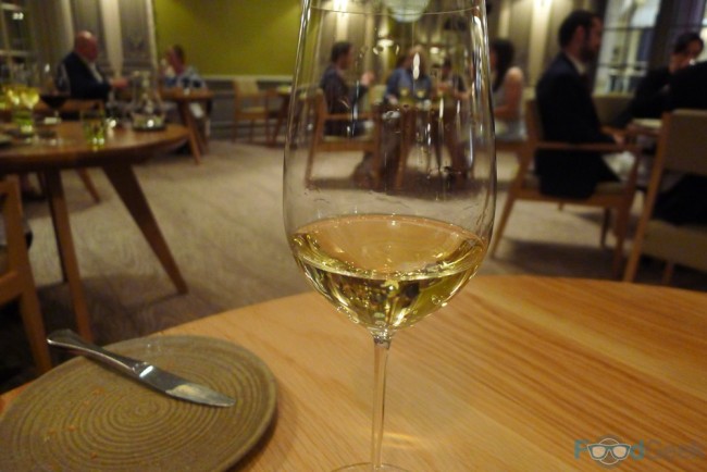 Domaine Roux Puligny-Montrachet Les Enseigneres 2011